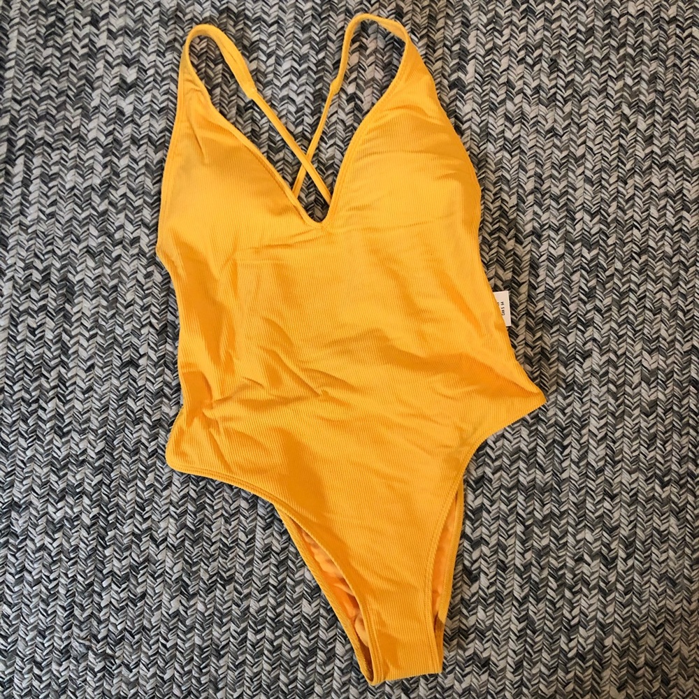 NWT Abercrombie & Fitch High Leg Cheeky Swimsuit